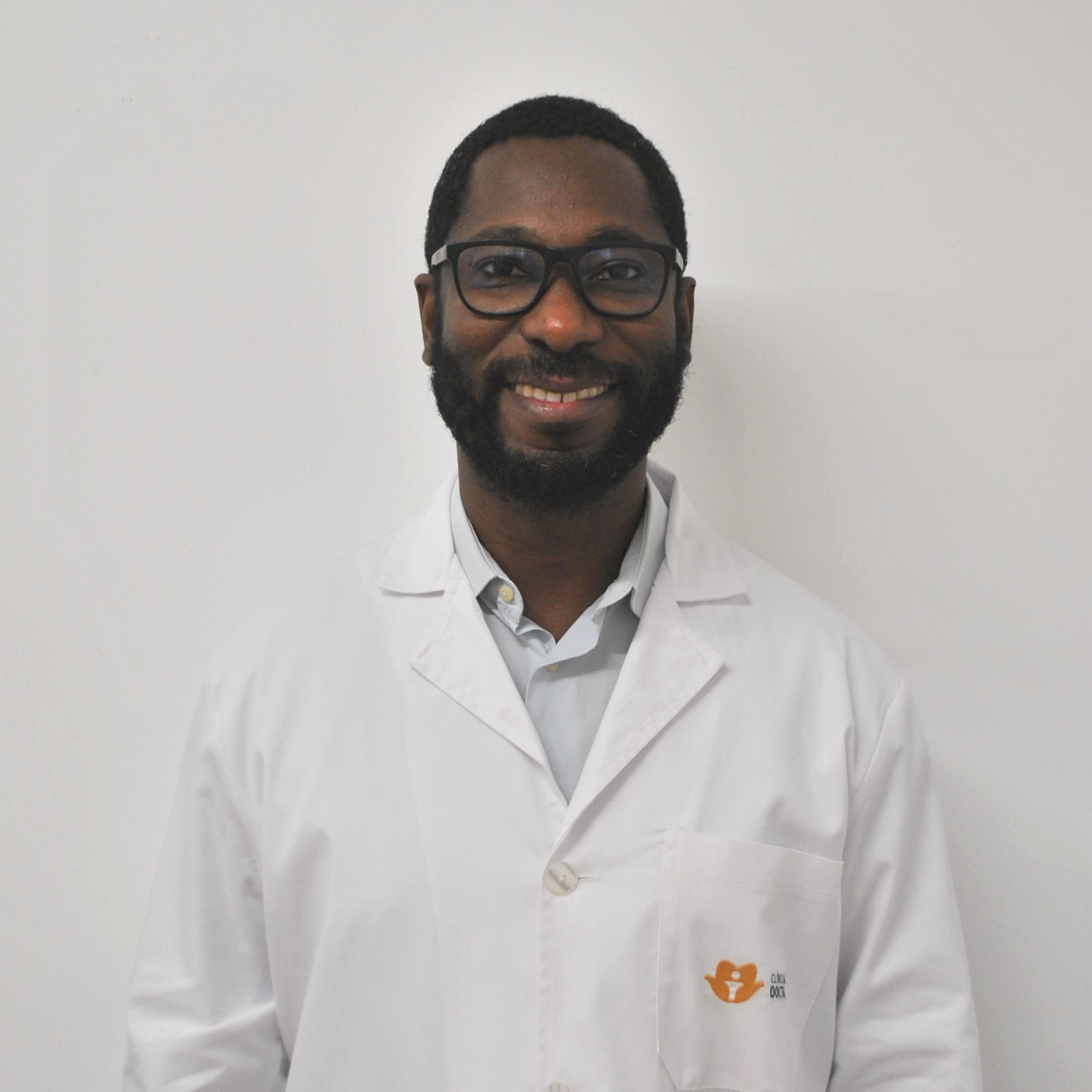 Dr. Anaxore Casimiro